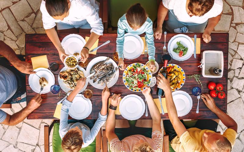 familymeal photo